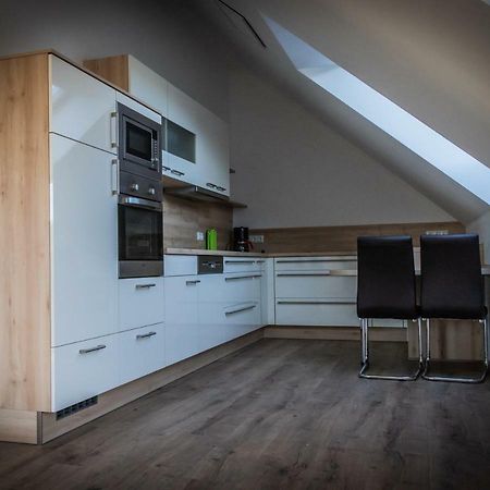 Landhaus Ferienwohnungen Mit Pool Und Wellness Neukirchen-Balbini Exteriör bild